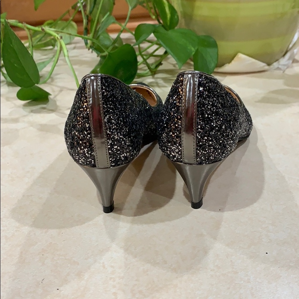 COLE HAAN Shoes - Picture 3 of 7